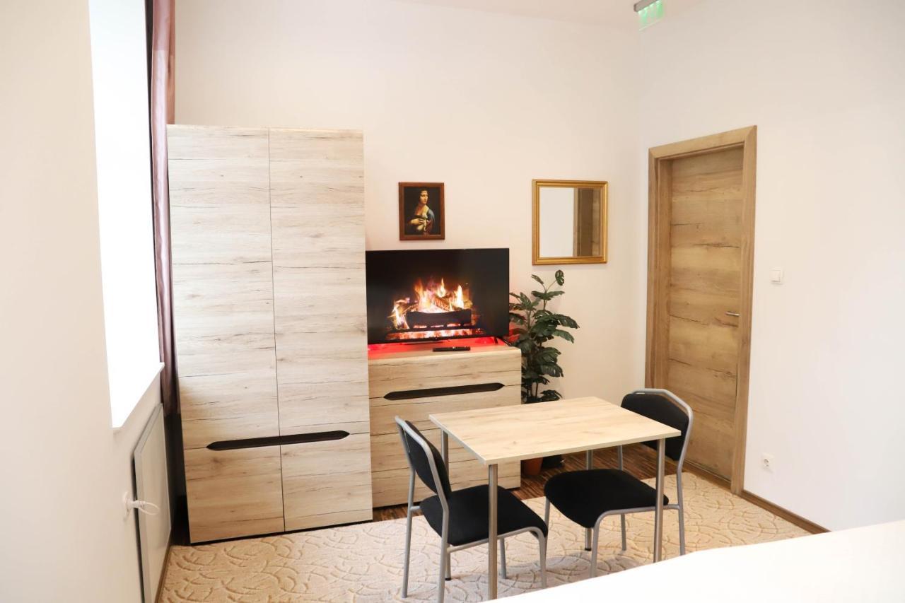 «Go West» Guest Rooms Viena Exterior foto